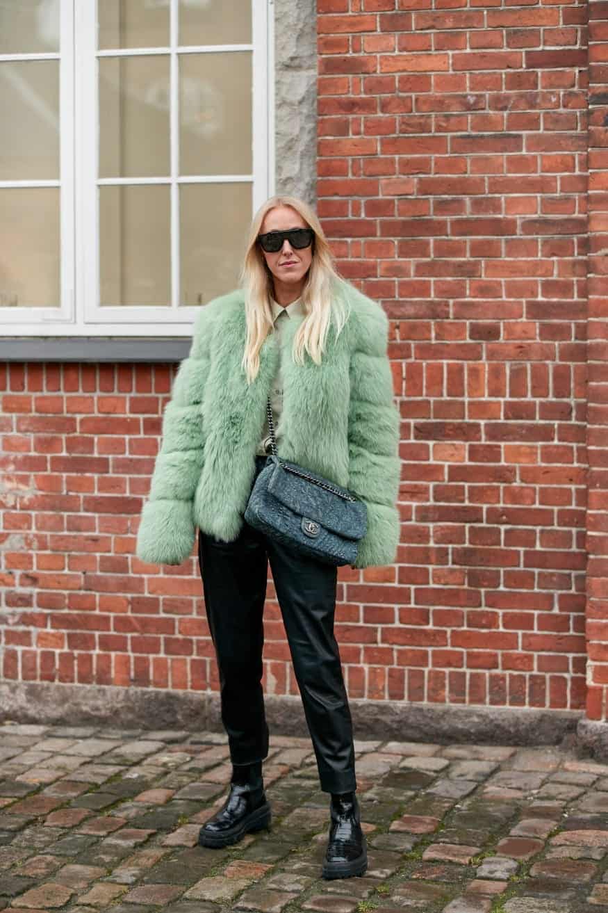 Green deals winter outfit