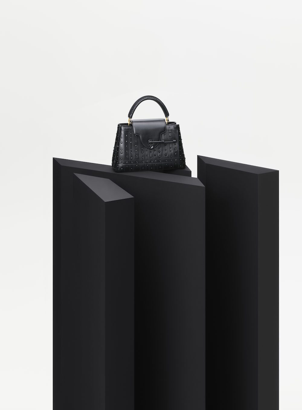 Louis Vuitton launches their new bag — Dossier Magazine