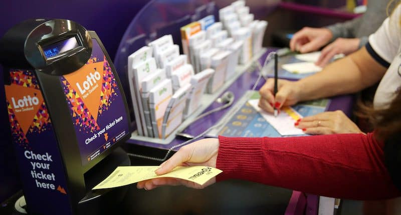 Kiwi lotto deals