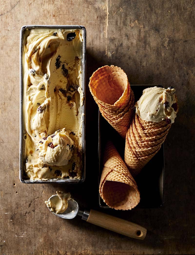 Rum raisin ice cream (easy!)