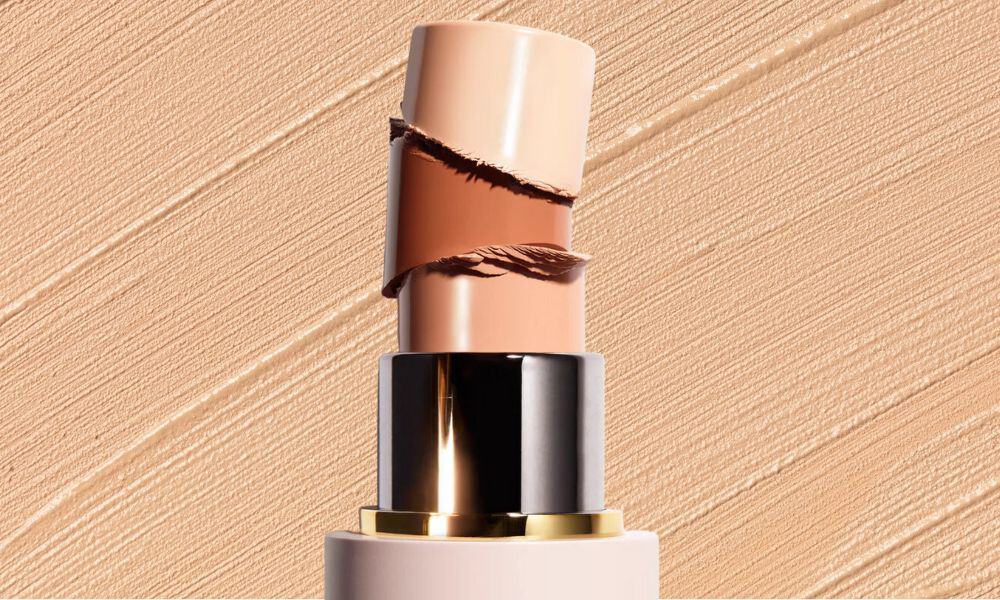 How to apply stick foundation, the travelfriendly face base