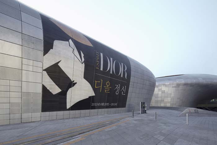 00 DDP - Esprit Dior Séoul - Bakas