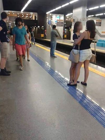 Why this photo of two women embracing has gone viral