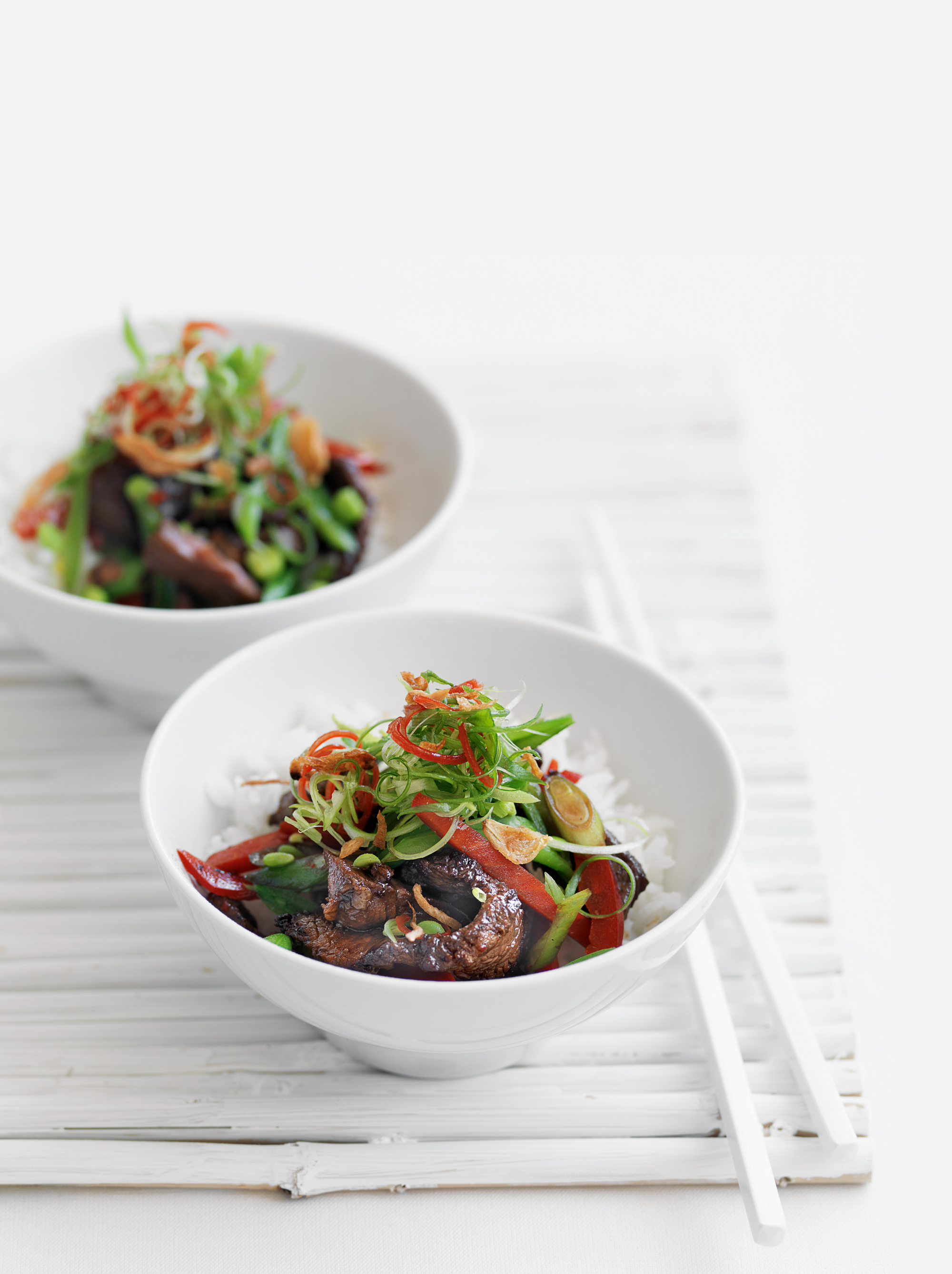 Lamb, Sugar Snap Peas and Red Capsicum Stir-Fry