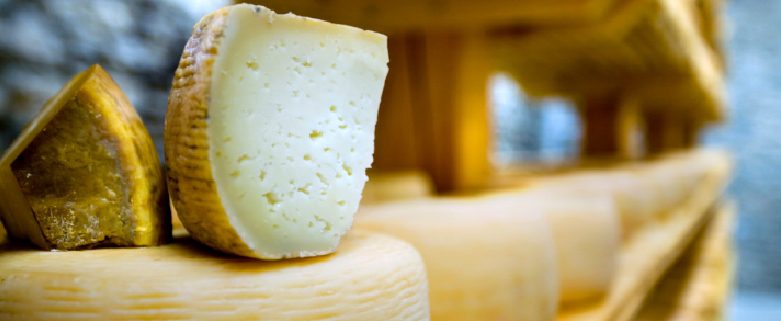 New Yorkers sample cheese made from human breast milk