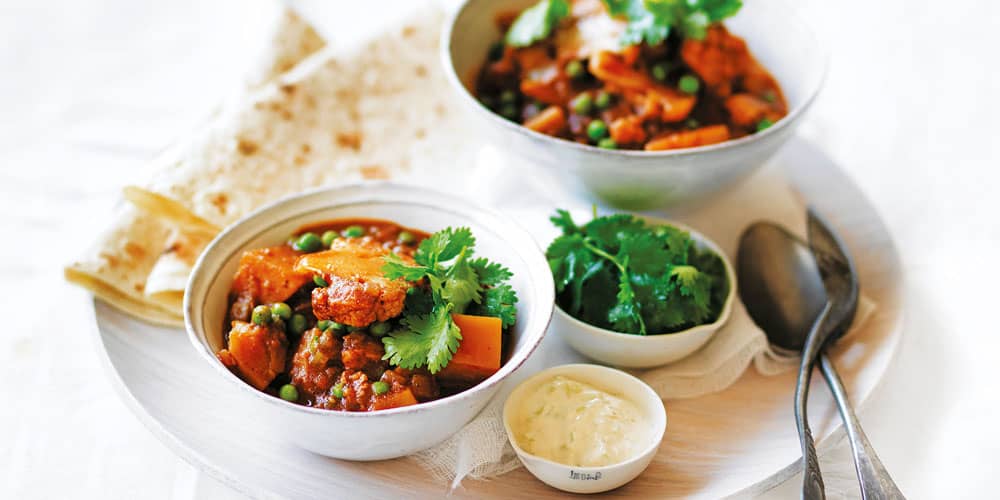 Cauliflower and Pea Curry Recipe MiNDFOOD