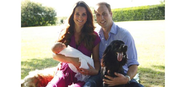 World first glimpse at Prince George and his royal family
