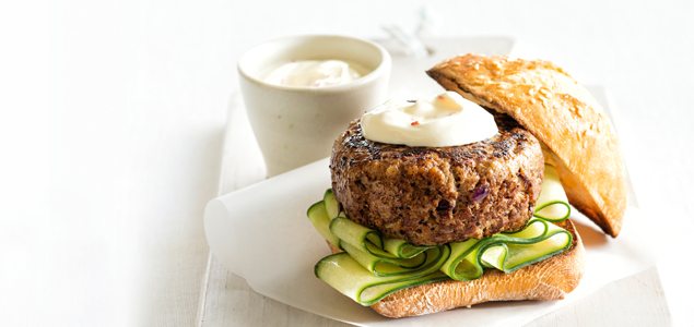 Silver Fern Farms – Steph’s Spicy Venison Burgers with Chilli Yoghurt Dressing