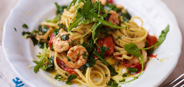 Sizzlin’ hot prawn and spinach linguine