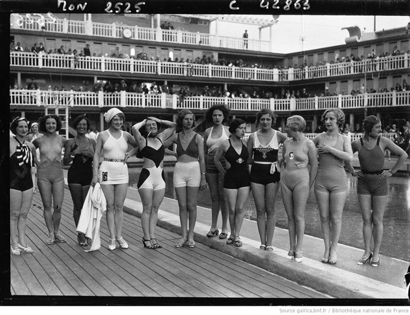 Women pose at a nautical themed gala at  Piscine Molitor  (Bibliothèque nationale de France, 1932)