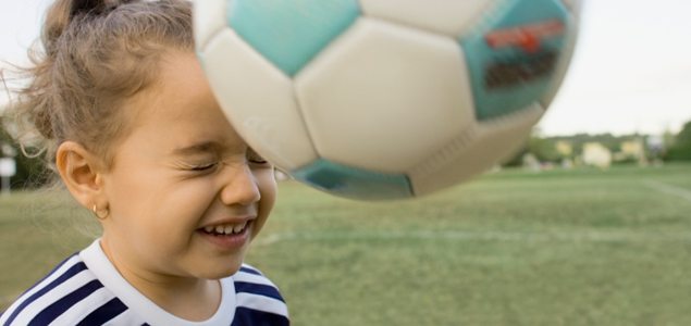 Kids who head the ball during soccer could end up with brain damage