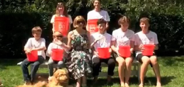 There goes the bob…Anna Wintour and fashion friends take on ALS Ice-bucket challenge