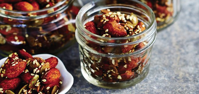 Spiced tamari almonds, pepitas and sesame seeds | MiNDFOOD