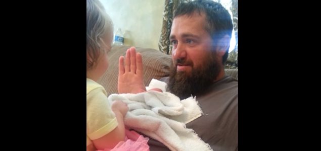Watch this father’s surprise on his toddler backfire