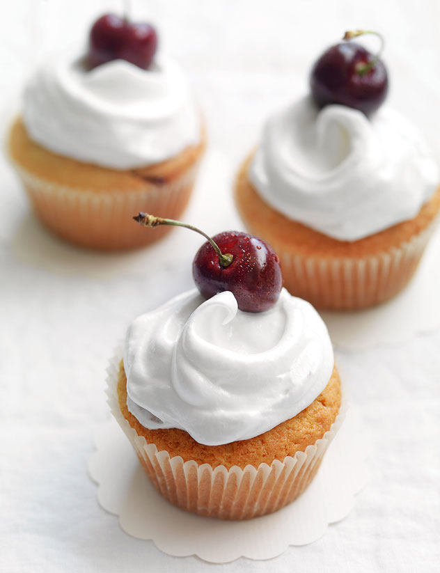 Cherry Meringue Cupcakes