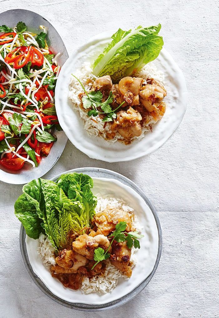 Vietnamese Caramel Chicken Salad | MiNDFOOD