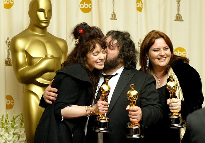 Kiwi Oscar-winners Fran Walsh, Peter Jackson and Philippa Boyens are reuniting for a new movie series, Mortal Engines, based on award-winning children's books.