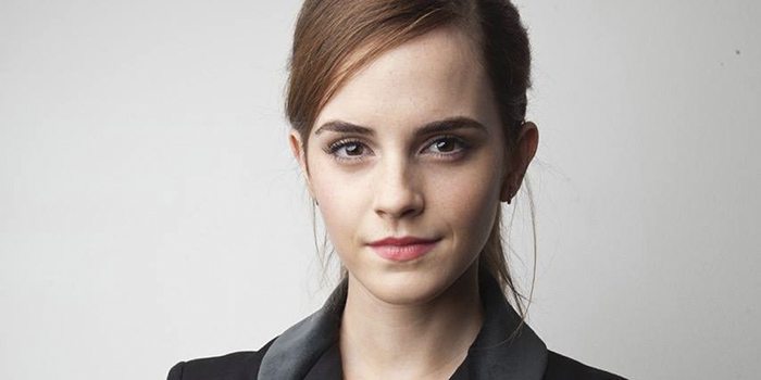 Emma Watson joined the Books On the Underground project and dropped free books in unexpected spots around London’s rail network.