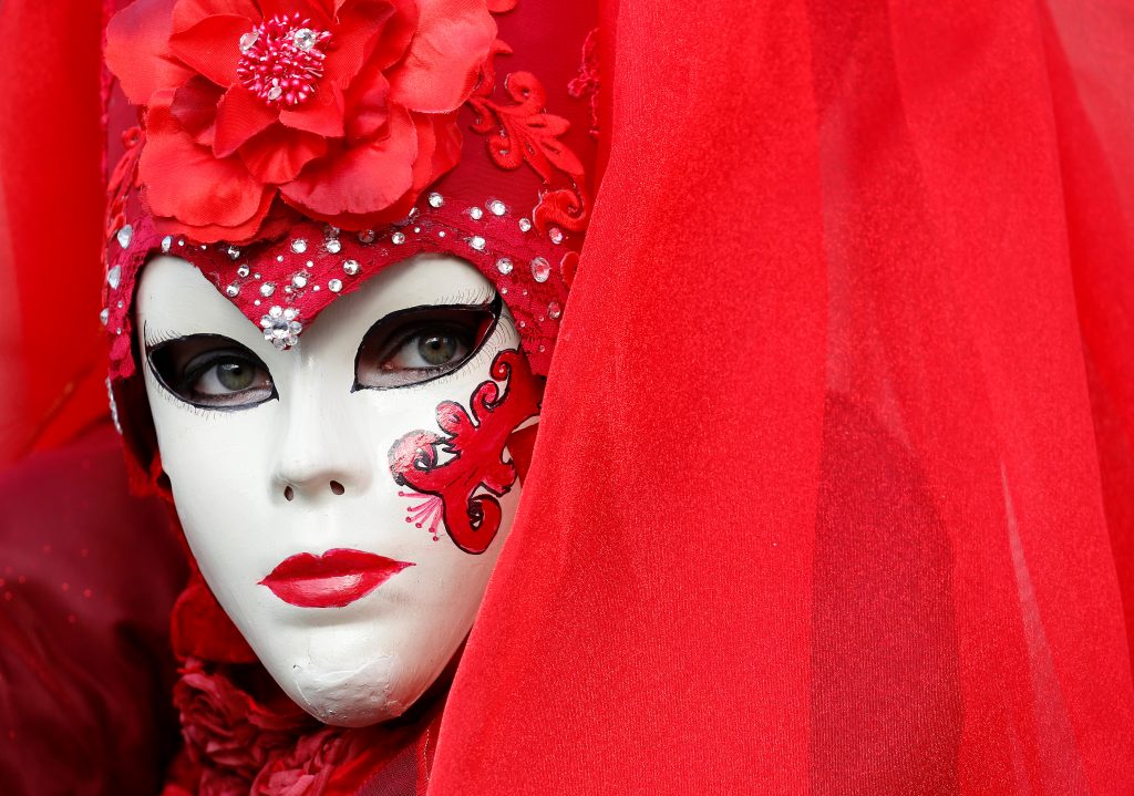 Venice Carnival Brings City to Life