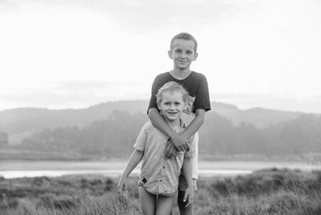 Cousins Connor and Darcy both experienced the rare childhood cancer neuroblastoma. Image: Jess Burges/ exposure.co.nz