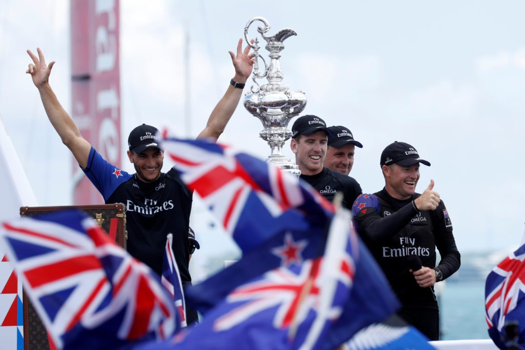 Sailing - America's Cup finals - Hamilton, Bermuda - June 26, 2017 -  Emirates Team New Zealand celebrates with the America's Cup trophy after defeating Oracle Team USA.  REUTERS/Mike Segar 
