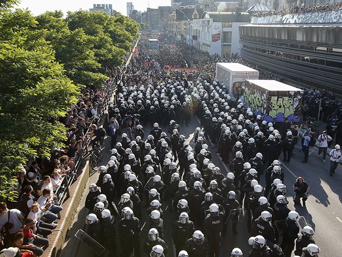 Dozens Of Police Injured In G20 Protests As Merkel Seeks Consensus