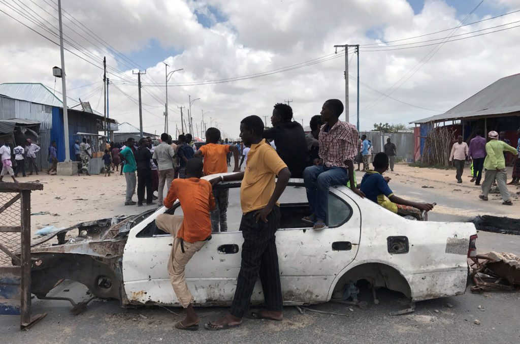 Protesters in the Dayniile district of Mogadishu, Somalia September 16, 2017. 