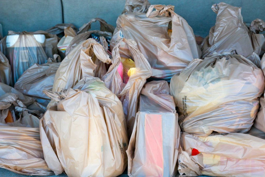 Supermarket giant to ban plastic bags