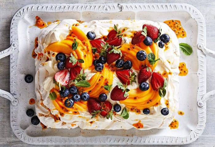 Feed-a-Crowd Pavlova