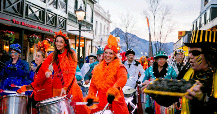 WASamba perform at the Community Walking Parade 2017 