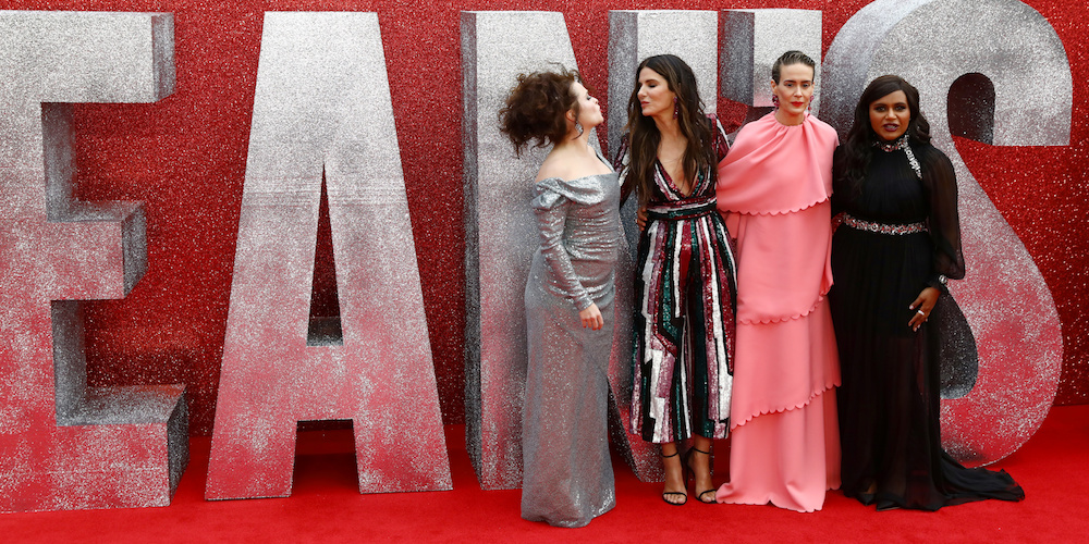 Cast members Helena Bonham Carter, Sandra Bullock, Sarah Paulson and Mindy Kaling pose for pictures on the red carpet for the European premiere of Ocean's 8 in London, Britain June 13, 2018. REUTERS/Simon Dawson - RC1AEF40B1F0