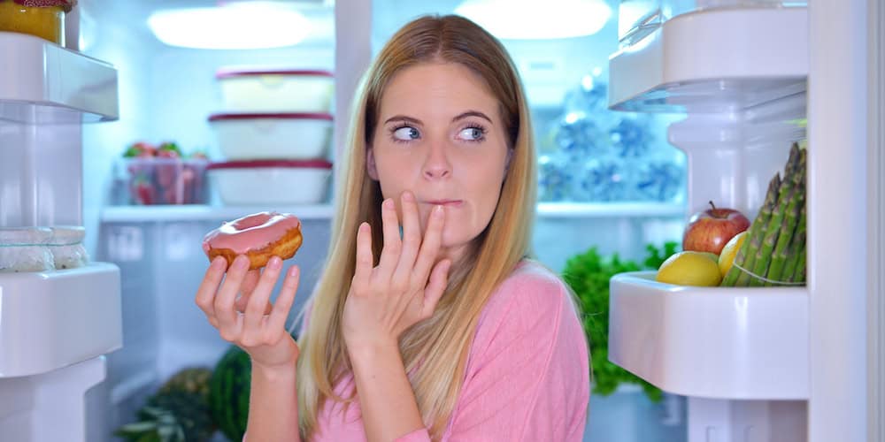 What causes food cravings? And what can we do about them?