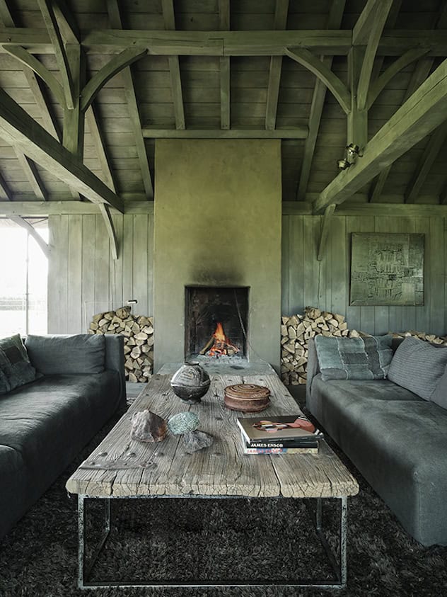 Ideas on how to style your coffee table
