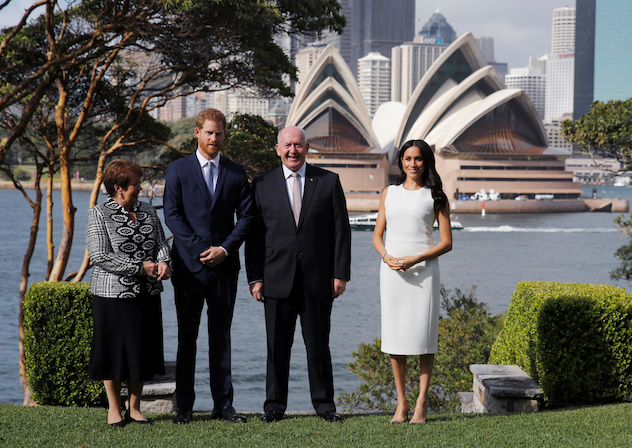 Britain's Prince Harry and wife Meghan Markle, Duchess of Sussex pose with Australia's Governor General Peter Cosgrove and his wife Lynne Cosgrove at Admiralty House during their visit in Sydney, Australia October 16, 2018. REUTERS/Phil Noble/Pool