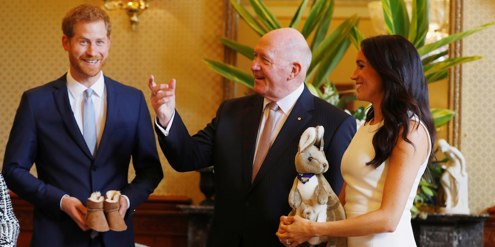Britain's Prince Harry and wife Meghan, Duchess of Sussex are welcomed by Australia's Governor General Peter Cosgrove and his wife Lynne Cosgrove at Admiralty House during their visit in Sydney, Australia October 16, 2018. REUTERS/Phil Noble/Pool - RC1854AC8250