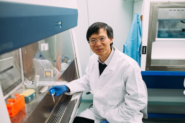 Dr Dong Xu Liu