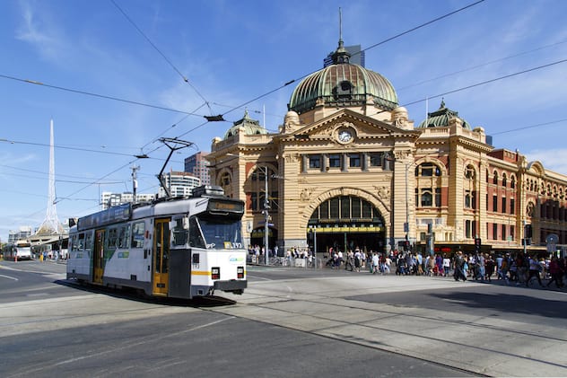 Things to do in Melbourne - Flinders Street Station
