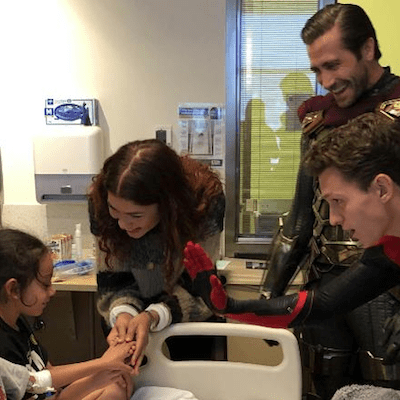 Spider-man stars children's hospital