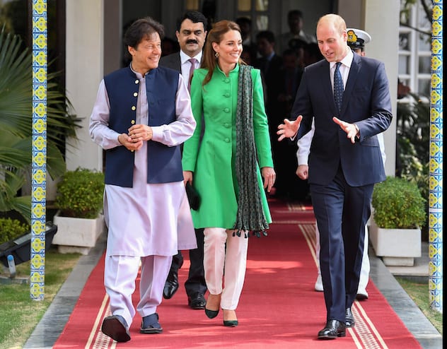 Britain's Prince William and Catherine, Duchess of Cambridge attend a meeting with Pakistan's Prime Minister Imran Khan in Islamabad, Pakistan, October 15, 2019. Andrew Parsons/Pool via REUTERS - RC1904365E50