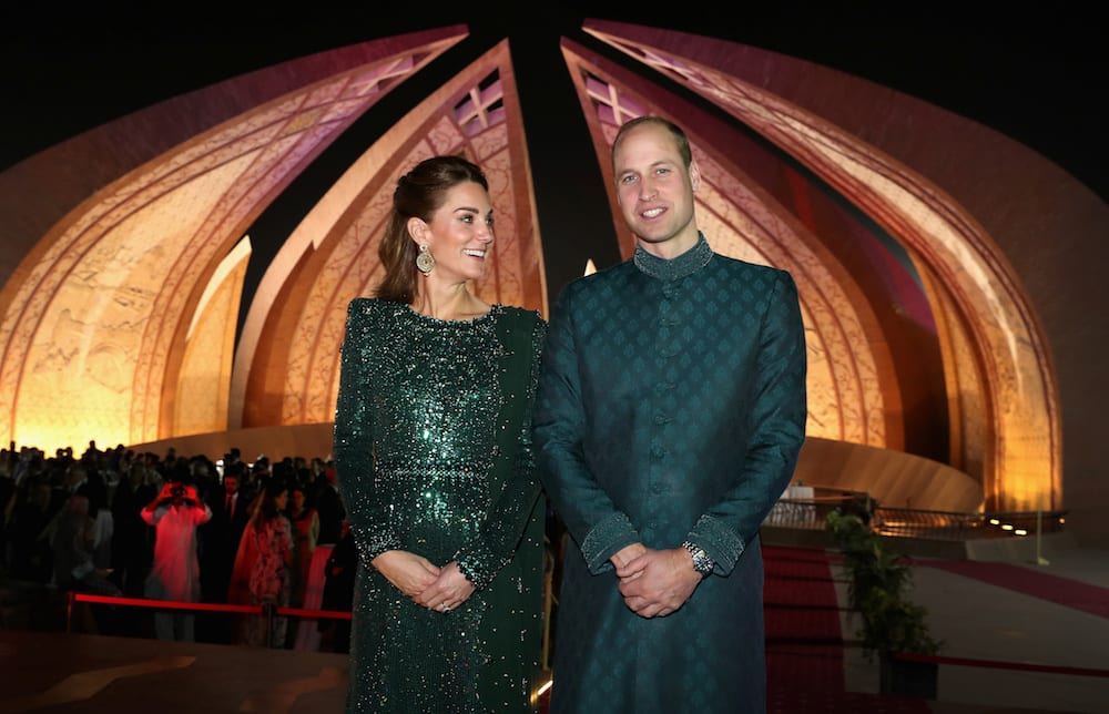 Britain's Prince William and Catherine, Duchess of Cambridge, pose as they attend a reception hosted by the British High Commissioner to Pakistan, Thomas Drew, at the Pakistan National Monument in Islamabad, Pakistan October 15, 2019. Chris Jackson/Pool via REUTERS - RC1E27693420