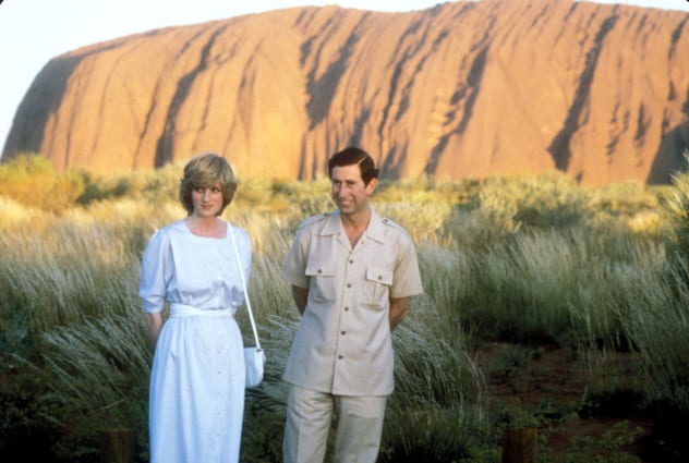 Prince Charles and Princess Diana pose in front of Uluru. REUTERS
