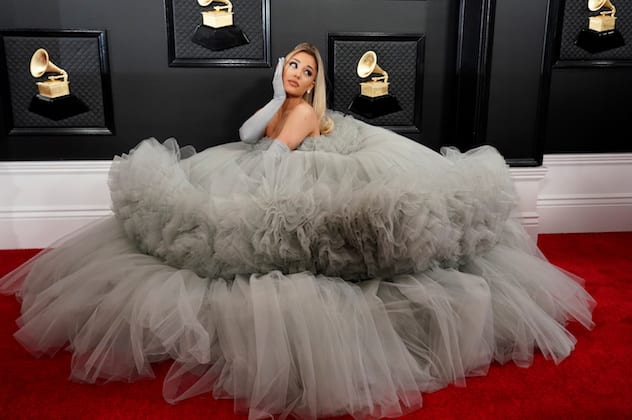 62nd Grammy Awards ñ Arrivals ñ Los Angeles, California, U.S., January 26, 2020 ñ Ariana Grande. REUTERS/Mike Blake TPX IMAGES OF THE DAY - HP1EG1Q1TVGQH