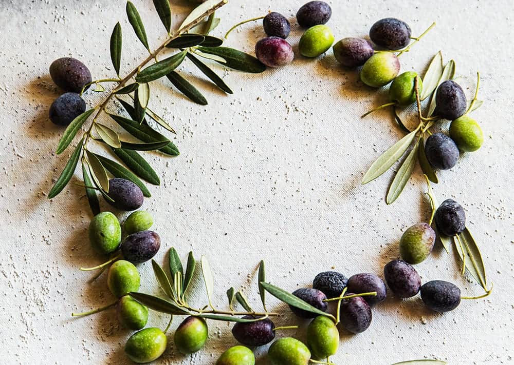 The health benefits of olives MiNDFOOD