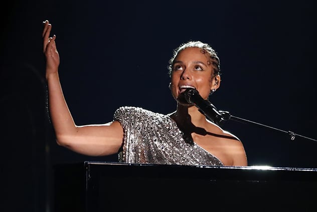 62nd Grammy Awards - Show - Los Angeles, California, U.S., January 26, 2020 - Alicia Keys performs. REUTERS/Mario Anzuoni - HP1EG1R03TTVX