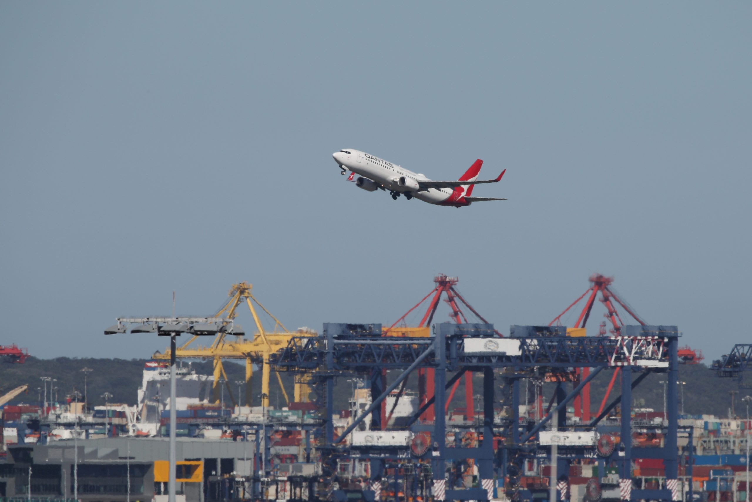 Qantas flight mayday: can a plane normally fly on just one engine? An aviation expert explains