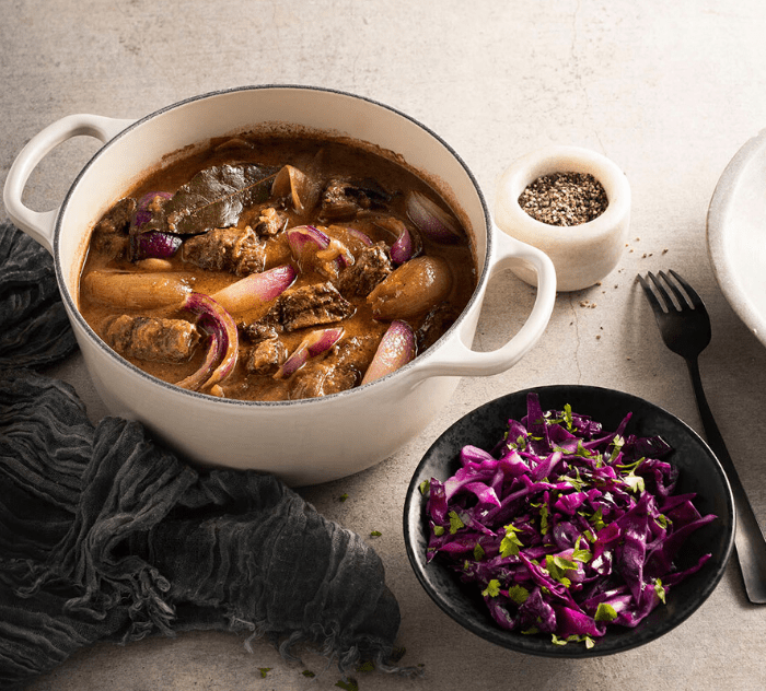 Caramelised Onion Venison with Braised Cabbage