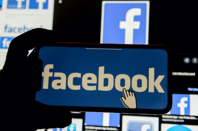Facebook criticised for ‘heavy-handed’ decision to ban Australian news