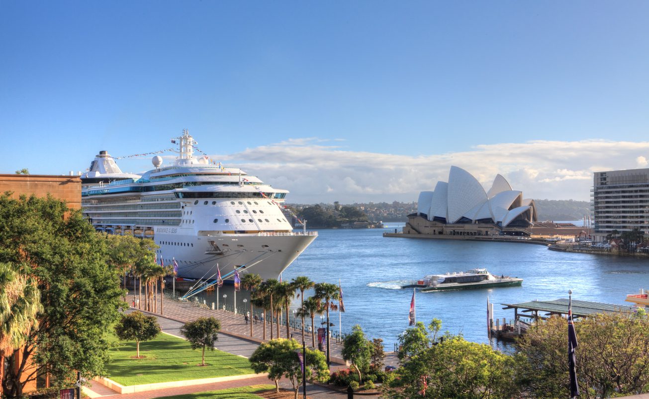 Sydney Harbour - Cruise Ship