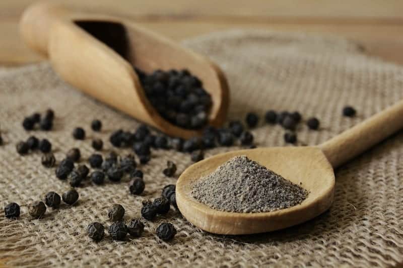 Black pepper: healthy or not?