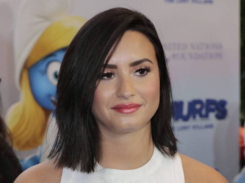 Demi Lovato comes out as non-binary